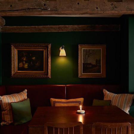 The Bear Inn, Hodnet Екстер'єр фото
